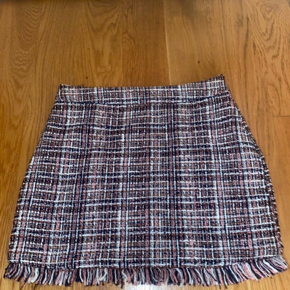TWEED SKIRT - Picture 1 of 3